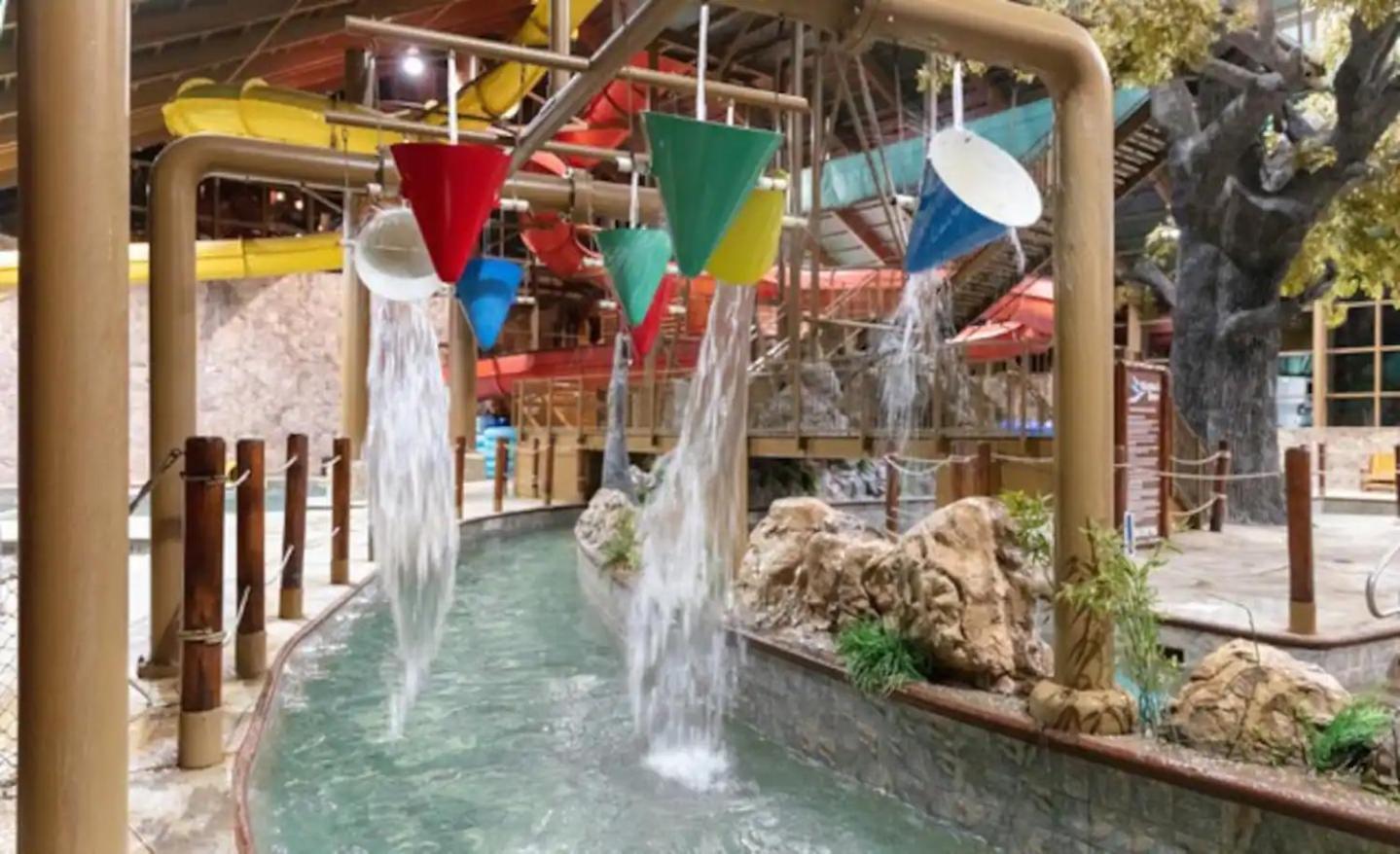 2Br Westgate Resort Sleeps 10 - Smoky Mtn Condo With Free Water Park 蓋特林堡 外观 照片